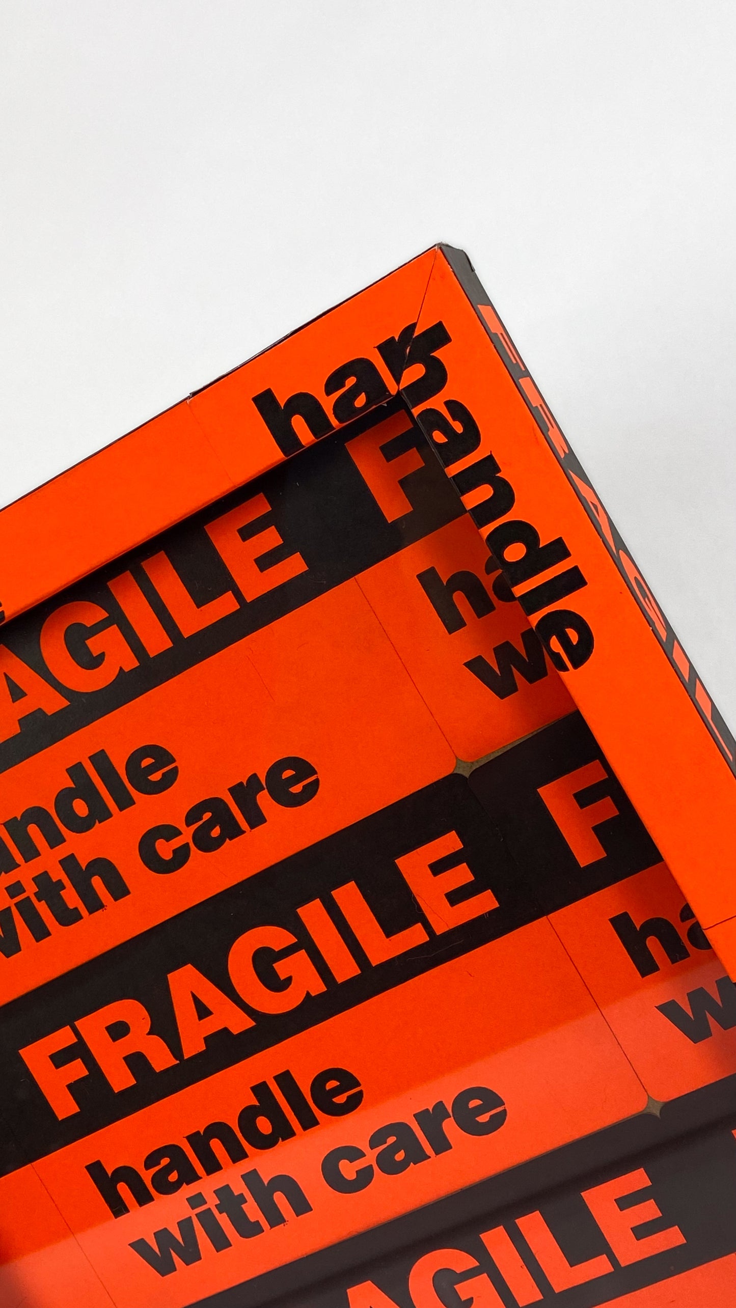 FRAGILE